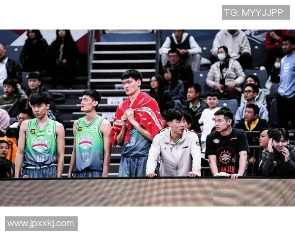 恭喜!罗伯特-高登续约辽宁男篮,球迷们普遍认为是好消息 恭喜!罗伯特-高登续约辽宁男篮,球迷们普遍认为是好消息