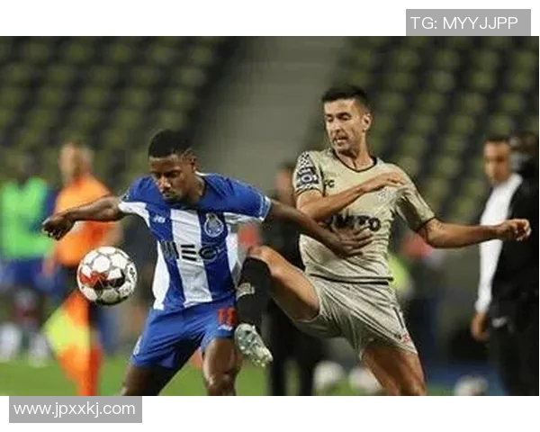 史图加特主场3-1胜亚琛,取得关键胜利拼下保级希望 史图加特主场3-1胜亚琛,取得关键胜利拼下保级希望