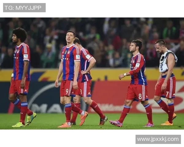 斯图加特遭遇主场惨败，门兴格拉德巴赫全取3分！