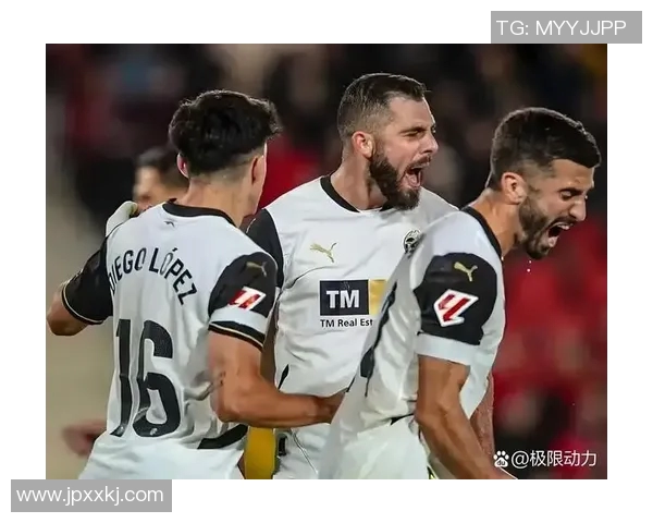 皇家马德里官方确认伊斯科加盟尤文图斯，西甲巨星离队引发球迷热议